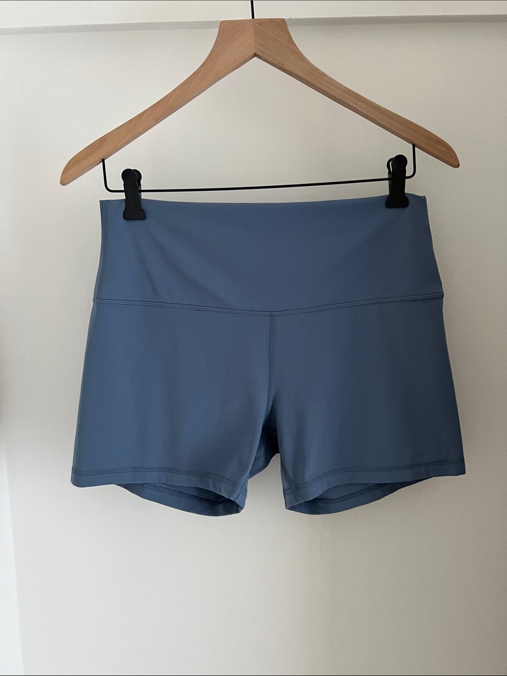 Lululemon soft shorts like new 12